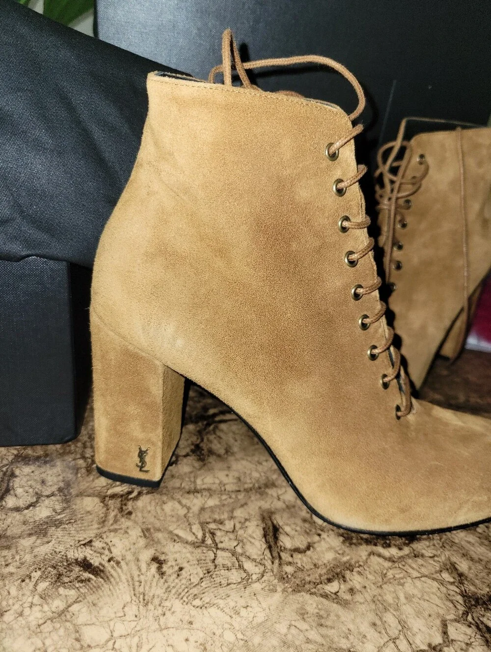 YSL SAINT LAURENT Suede Camel Booties 37.5